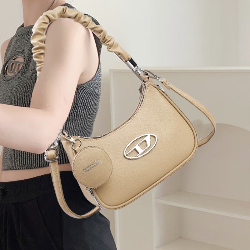 A Classy Fashion Bag