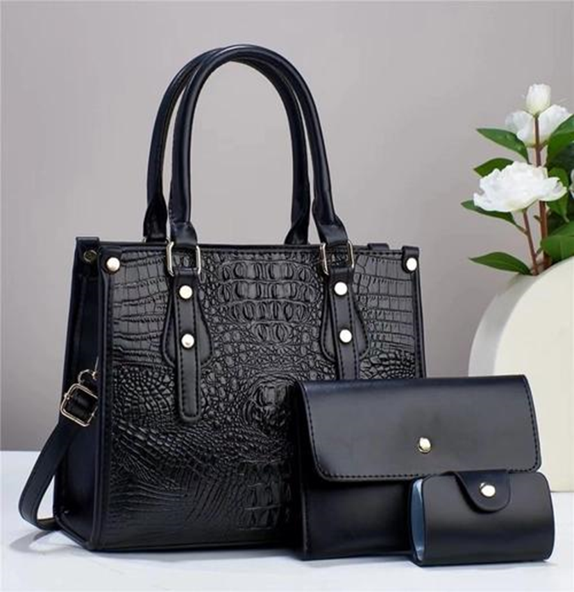Women's Large Pu Leather Solid Color Classic Style Square Zipper Handbag