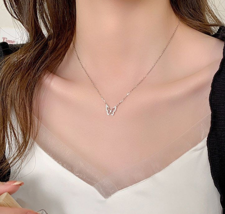 Classic Butterfly Wavy Necklace for Women