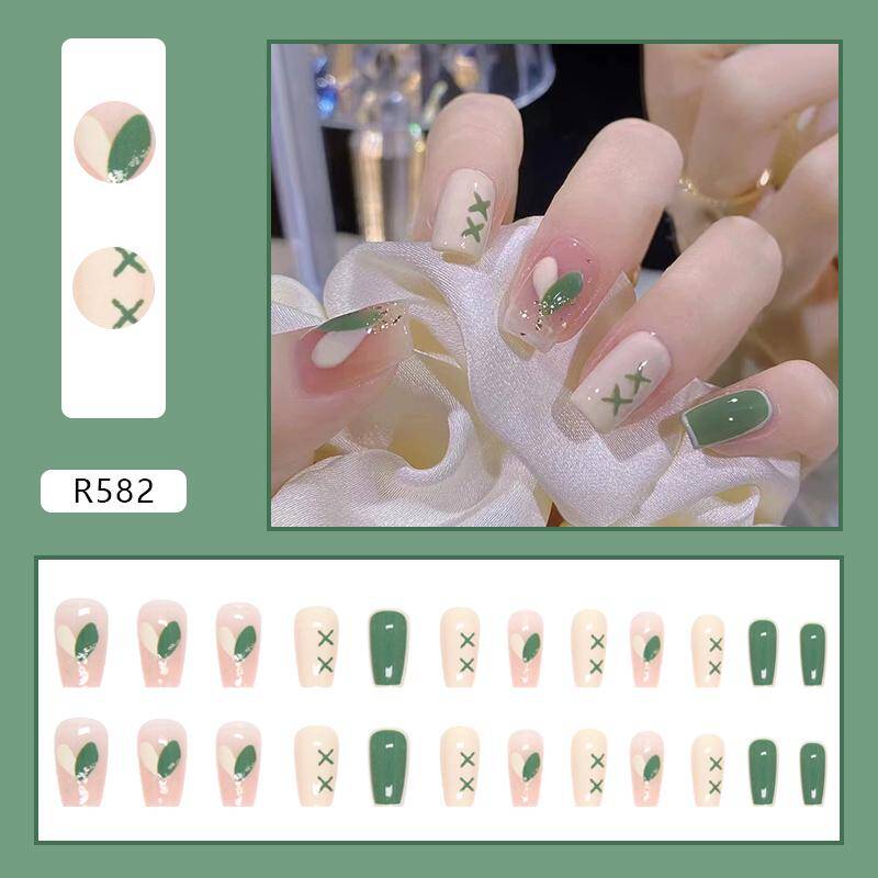 Medium long Ballet Style Press-On Nails R582