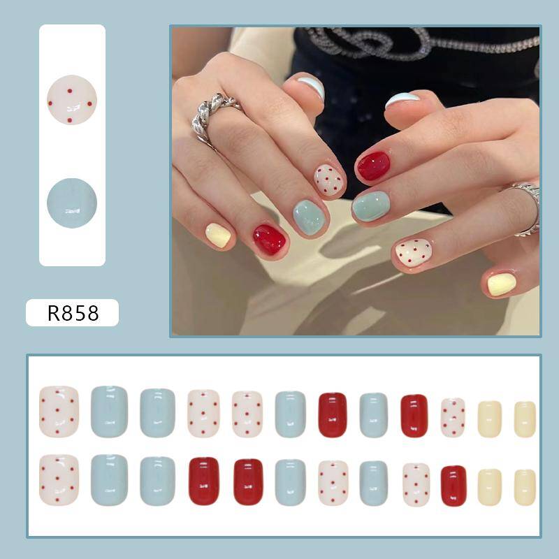 Press-On Nails R858