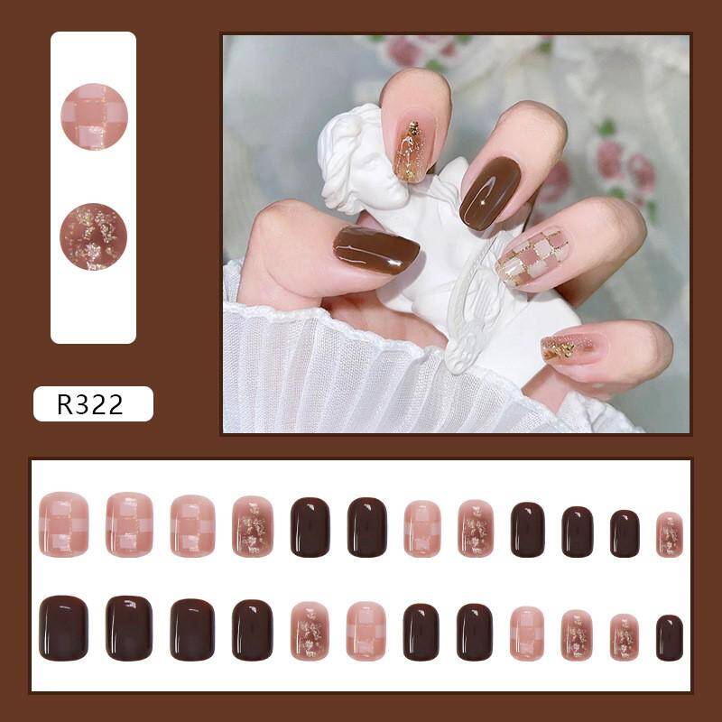 Press-On Nails R322