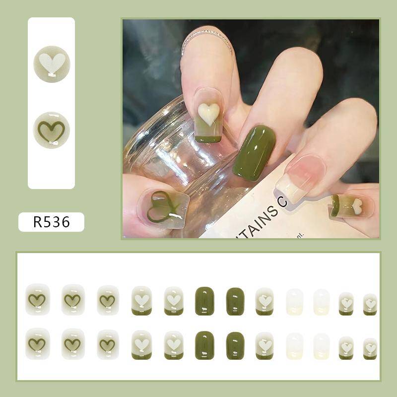 Press-On Nails R536