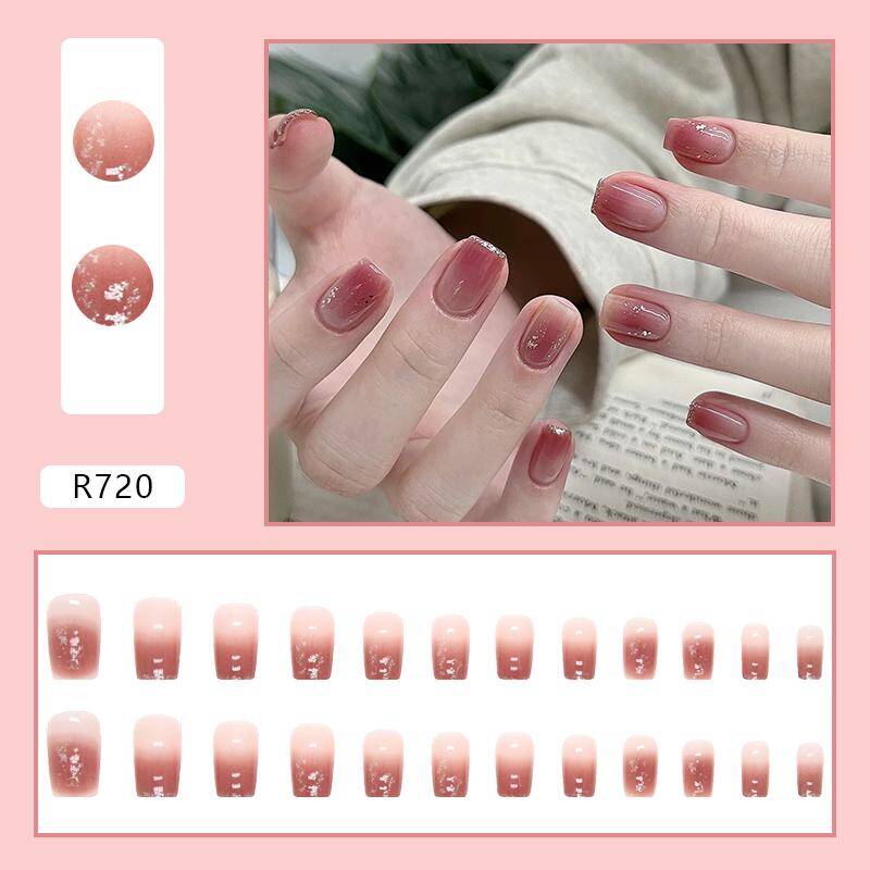 Press-On Nails R720