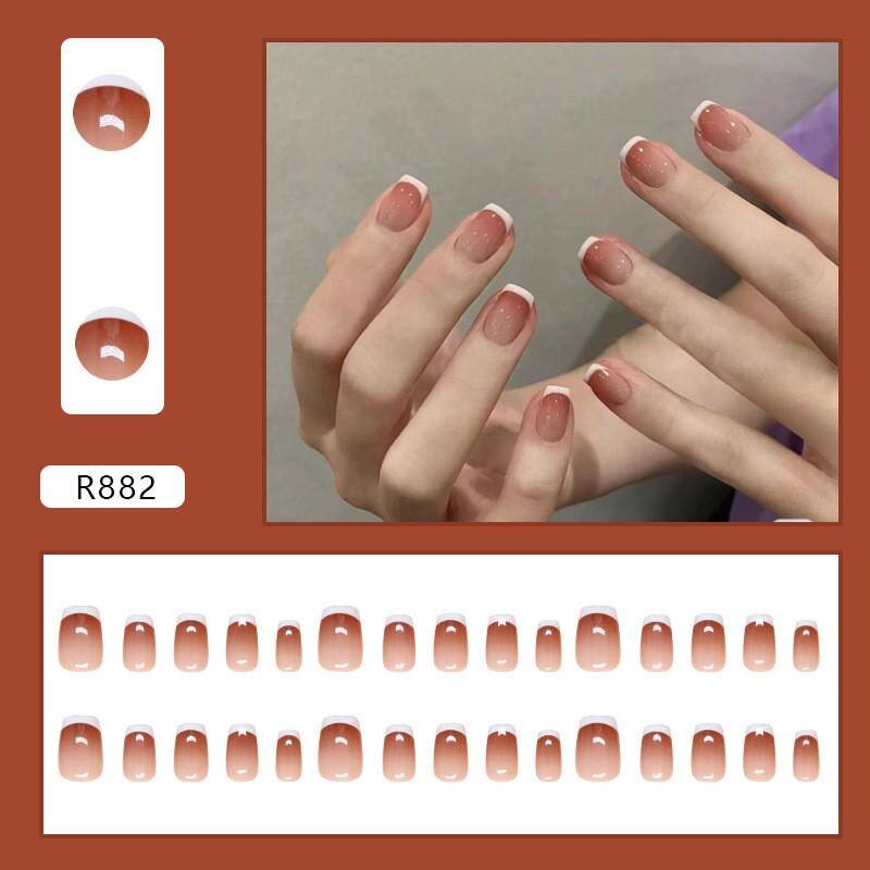 Press-On Nails R882