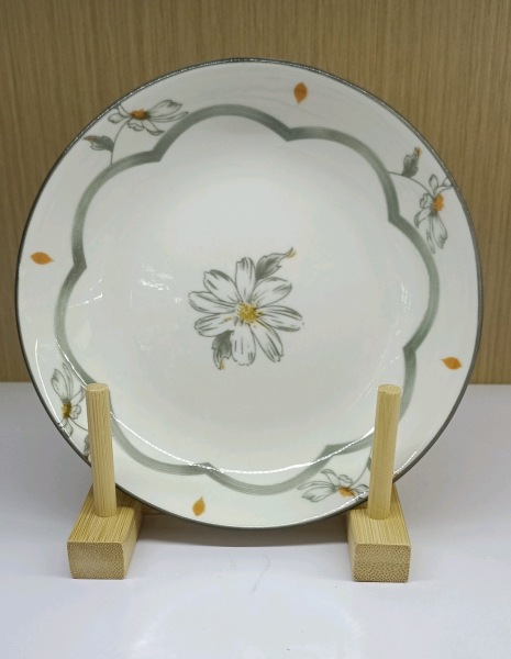 6.25 Dinner Plate (Spring Ten Thousand Flowers)