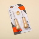 Two white wood cones 8032
